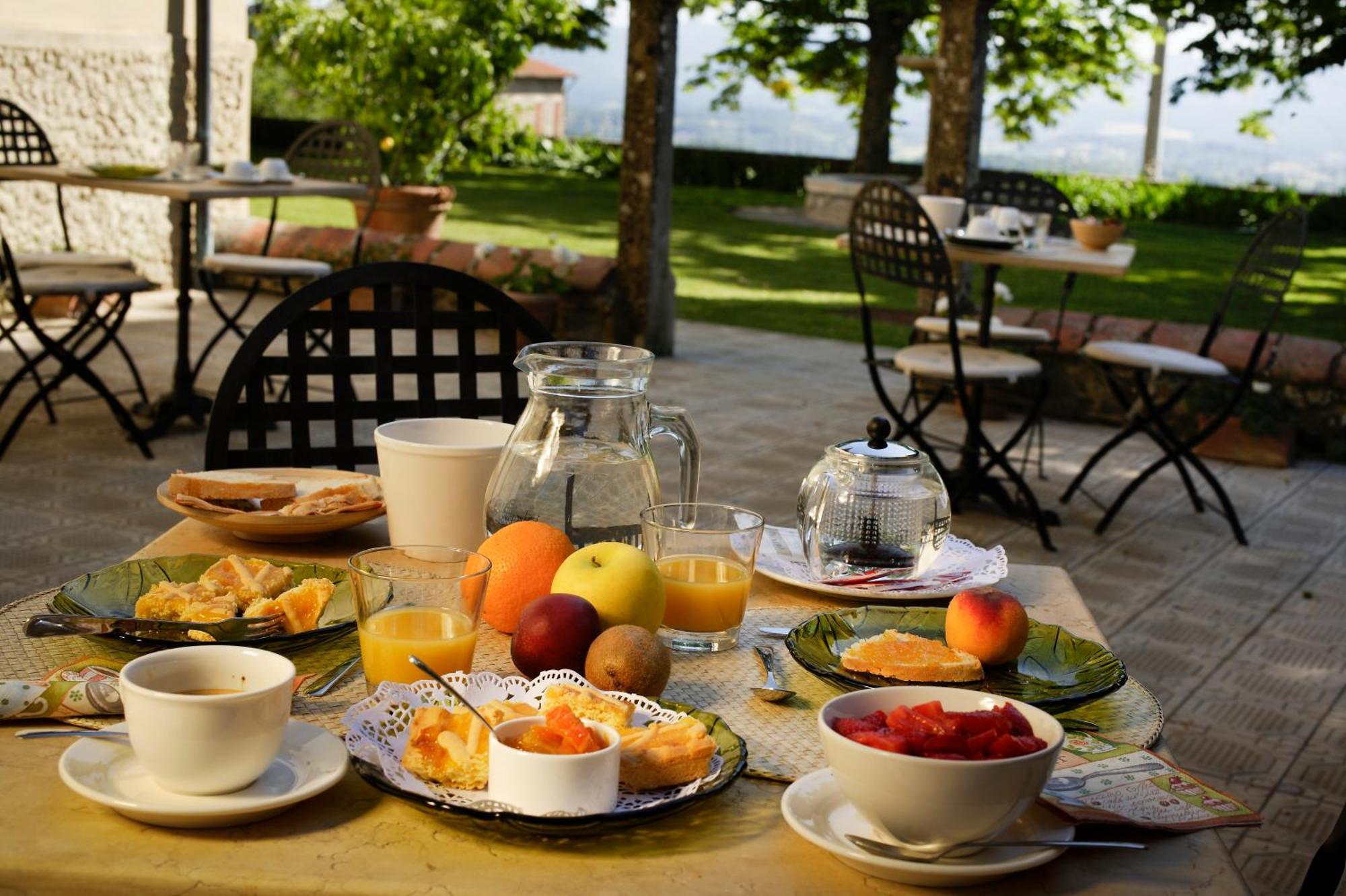 Relais Villa Belpoggio - Residenza D'Epoca Loro Ciuffenna Luaran gambar
