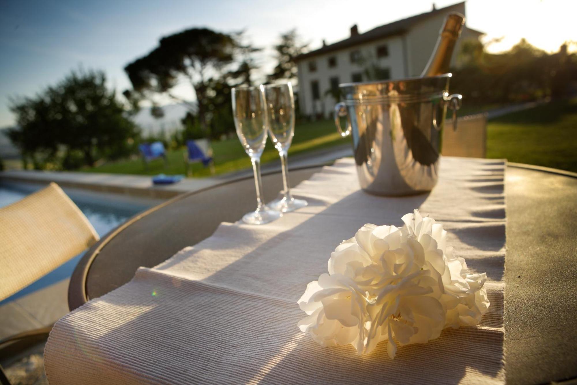 Relais Villa Belpoggio - Residenza D'Epoca Loro Ciuffenna Luaran gambar
